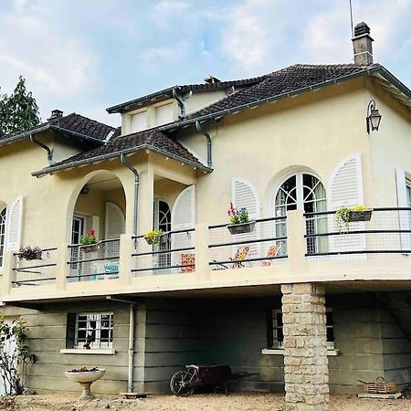 Gite De La Petite Fourmy Saint-Sulpice-les-Feuilles المظهر الخارجي الصورة